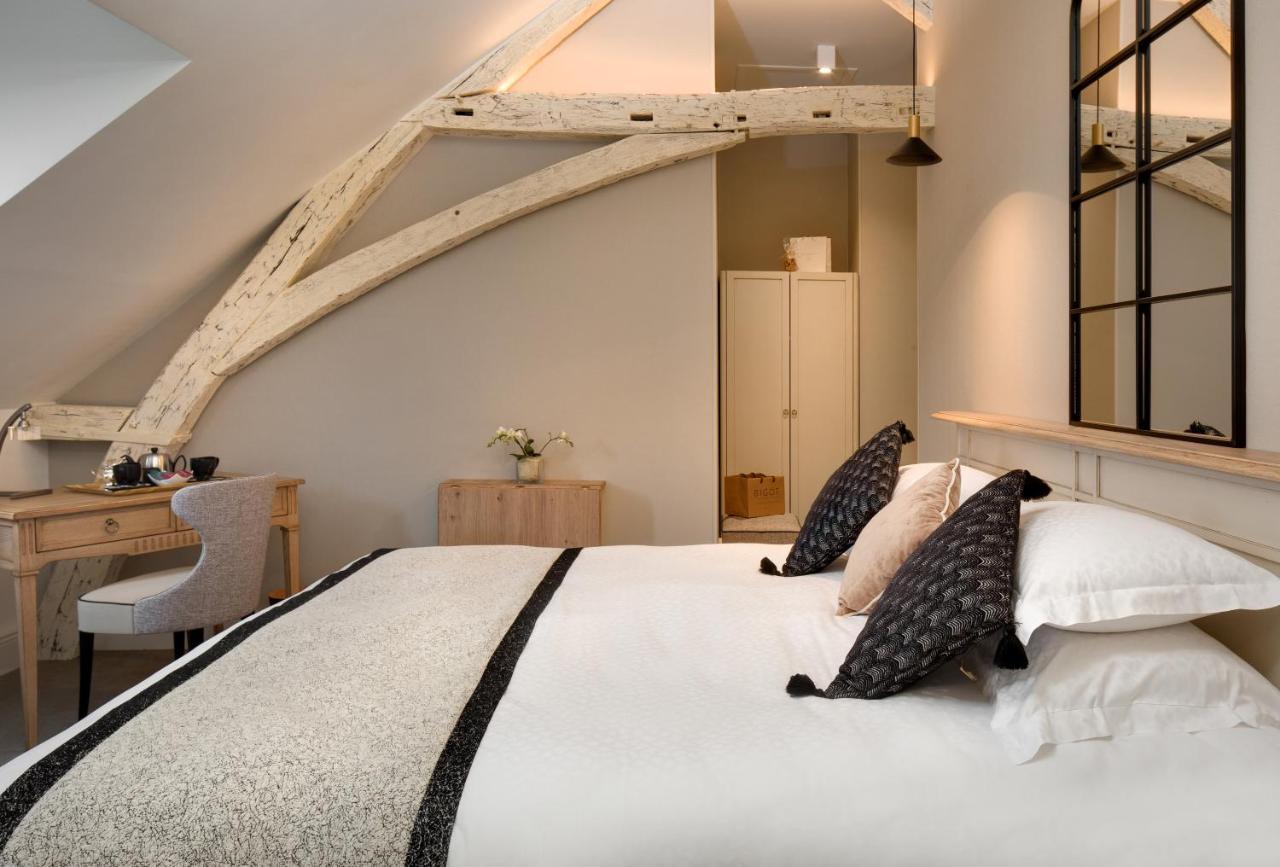 Le Manoir Les Minimes Hotel