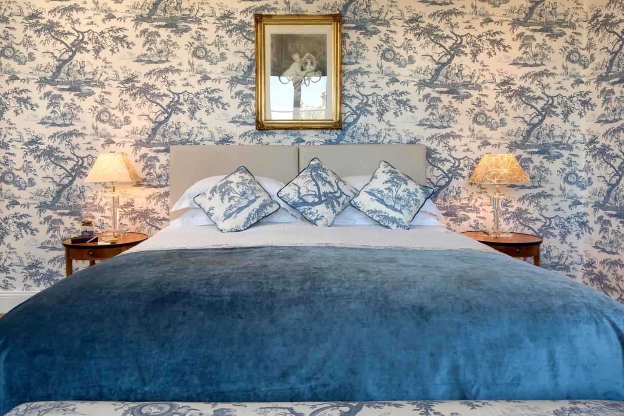 Le Manoir Les Minimes Hotel 5*