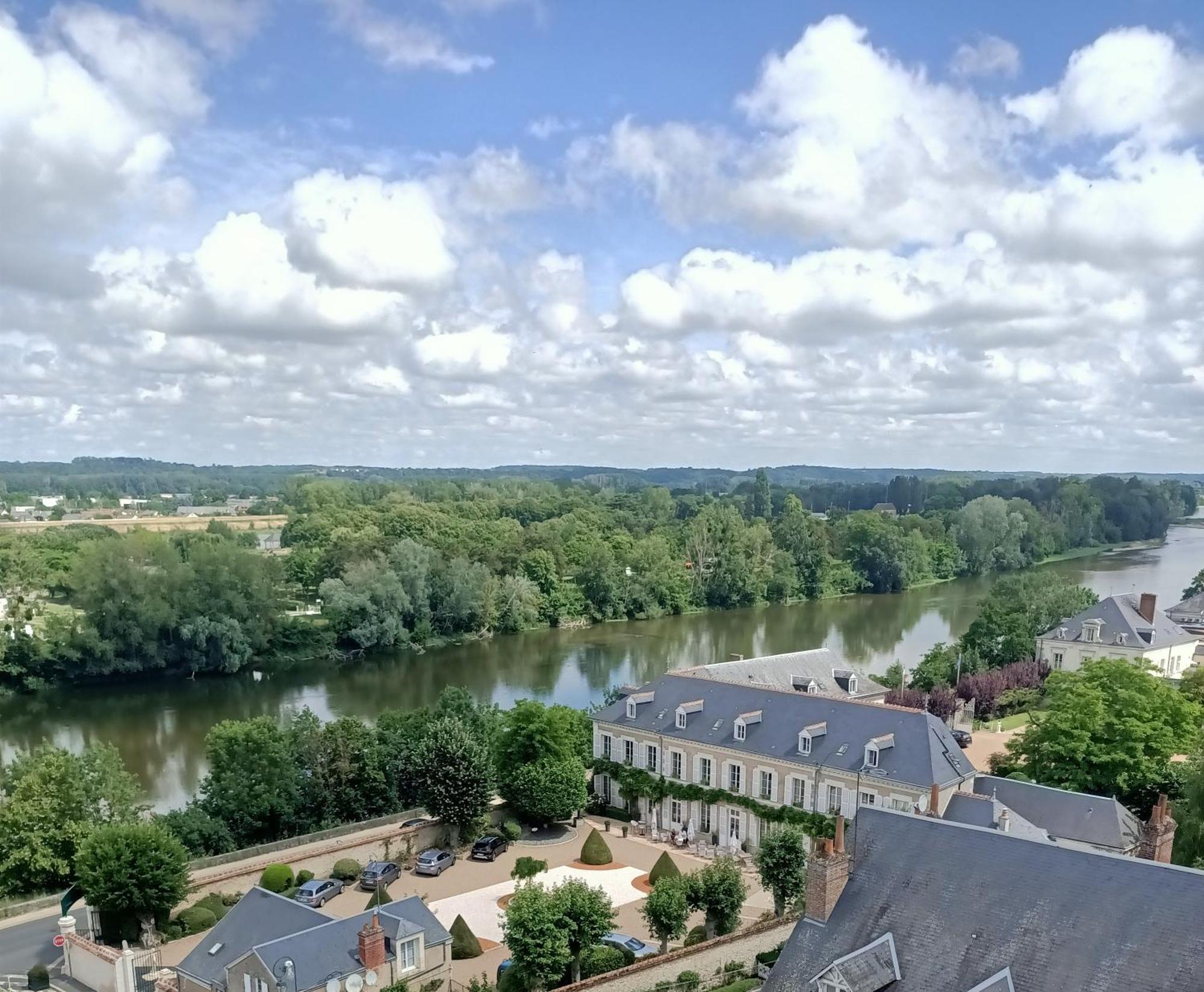 Le Manoir Les Minimes Hotel